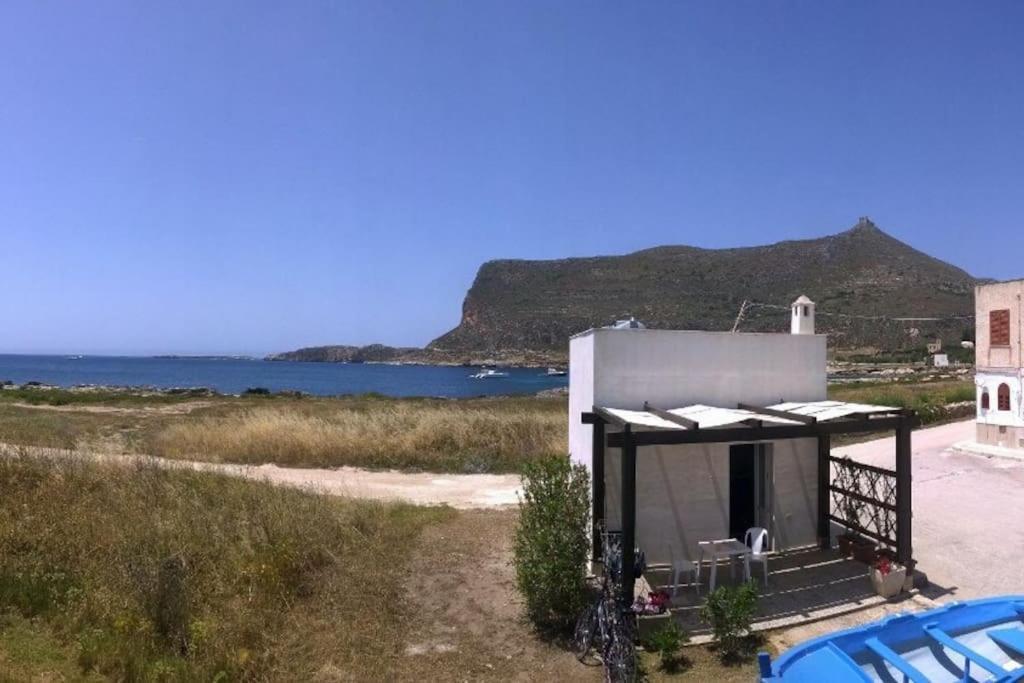 Il Cubo, Monovano Col Mare Su Tre Fronti. Favignana Kültér fotó